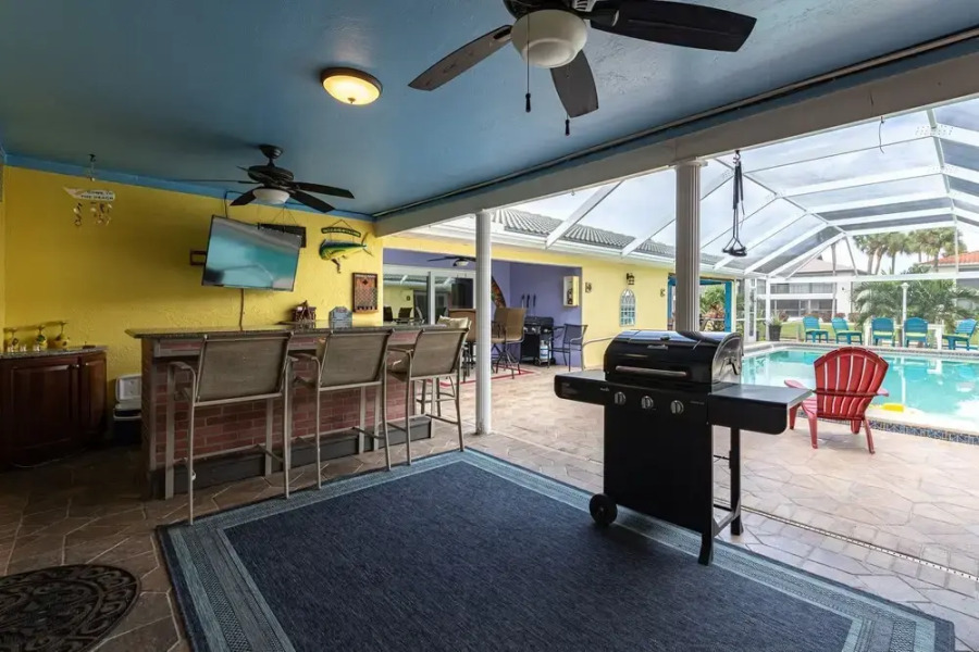 Gulf Access #A 3 Bedroom w/ Heated Pool