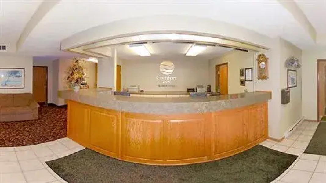 Baymont Inn & Suites Marinette