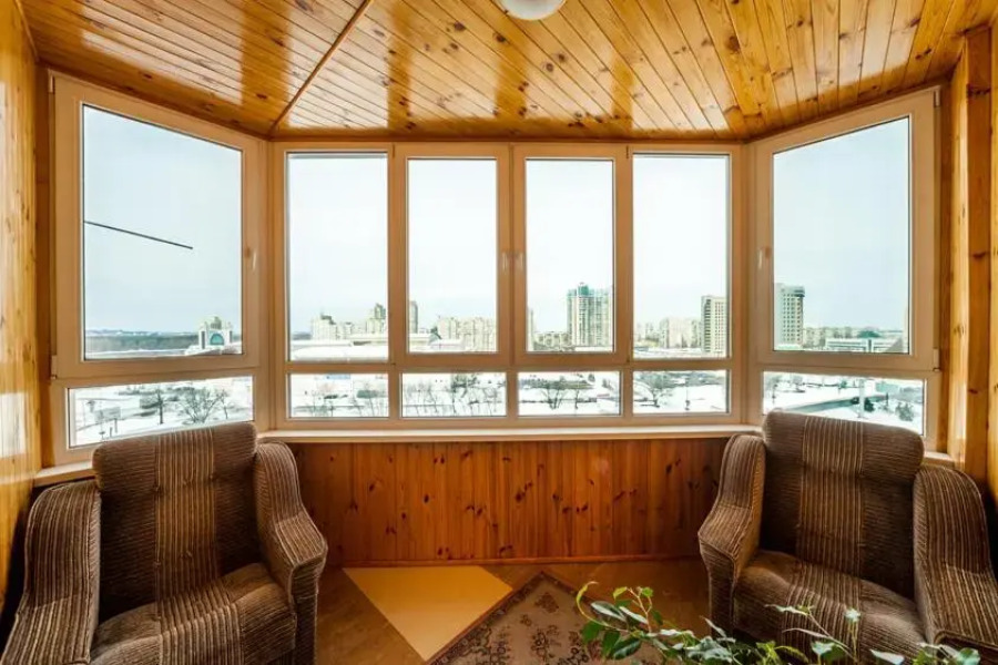 Large luxury 4-room apartment with a sauna, near the metro Levoberezhnaya