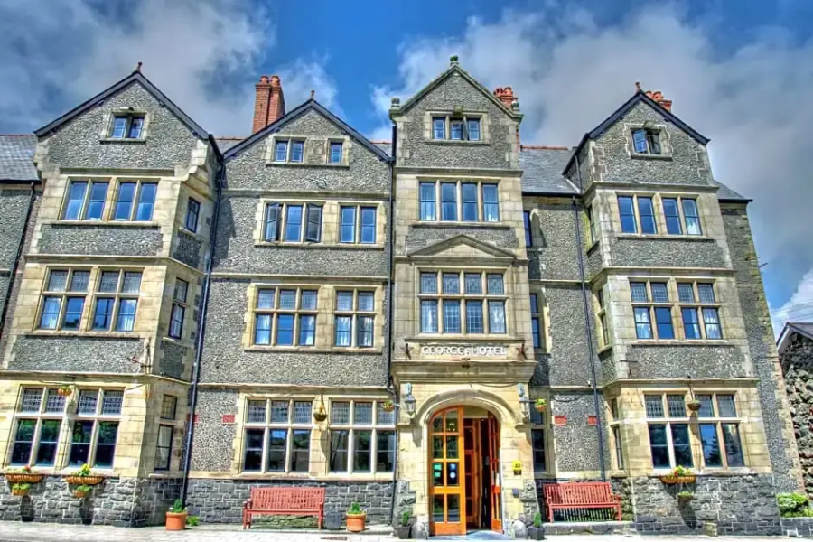 George IV Hotel