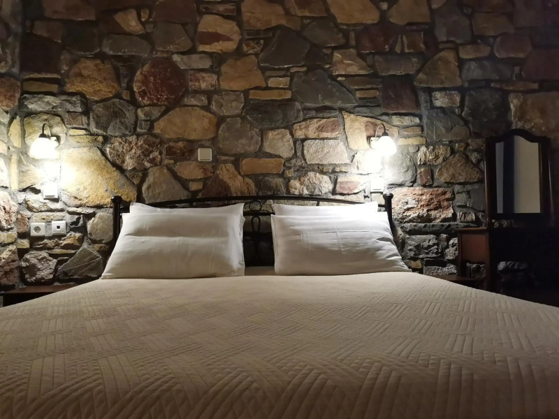 Ataviros Hotel