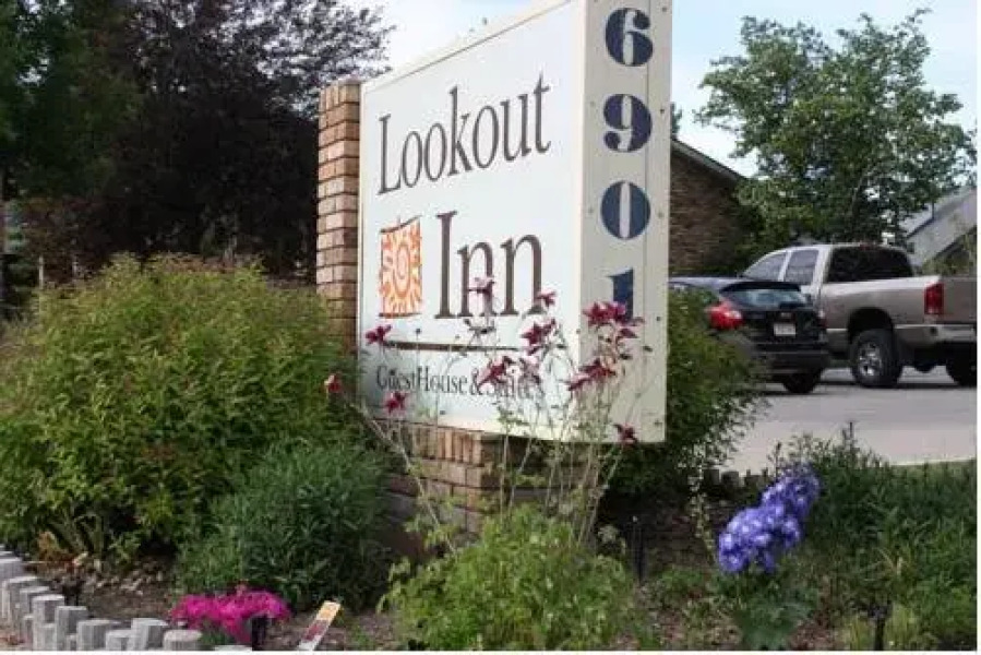 Lookout Inn GuestHouse and Suites