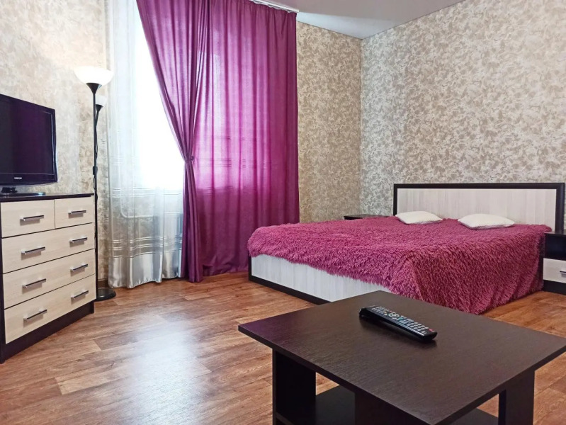 Апартаменты на улице Короленко 10