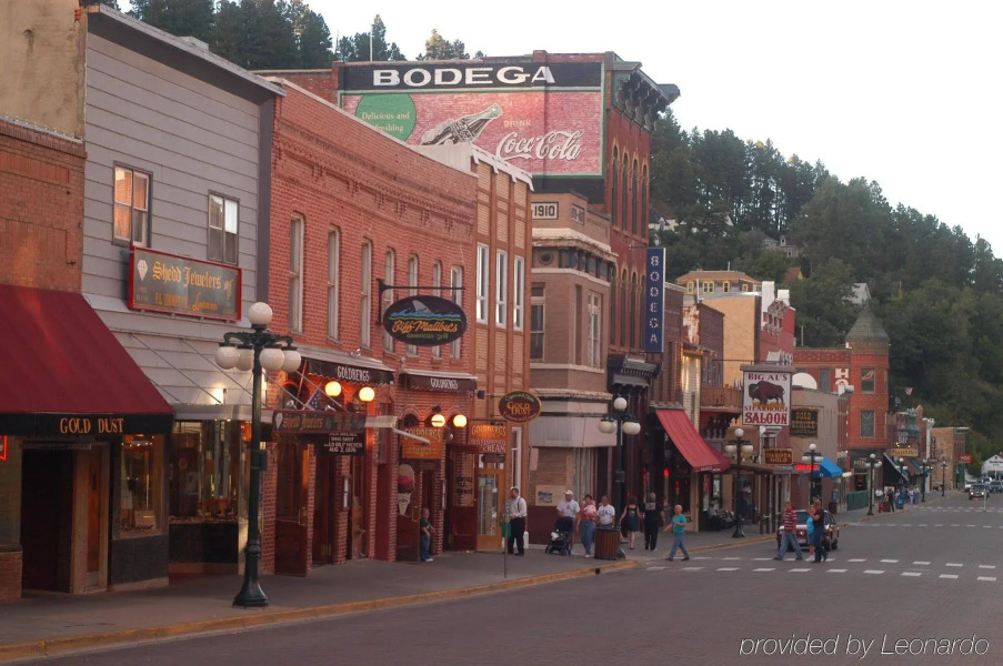 Baymont Inn and Suites by Wyndham Sturgis