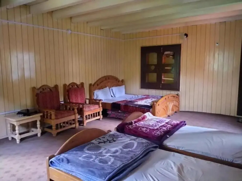 Apex Inn Trackers Sharda