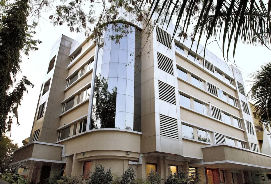 7Apple Hotel - Pune