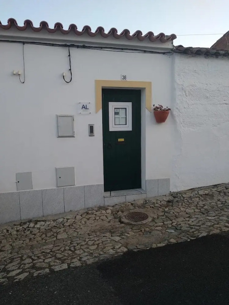 House With 2 Bedrooms in Pedrogão, With Enclosed Garden and Wifi