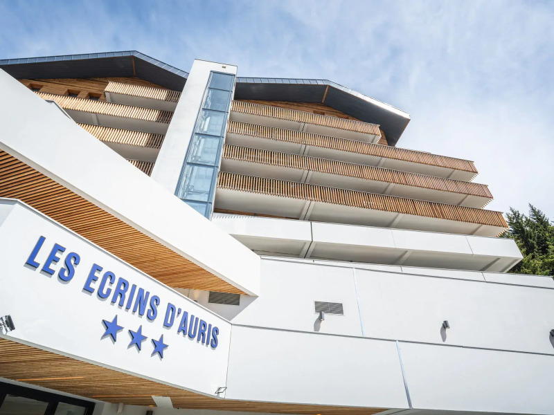 New apartments by the slopes in L'Alpe d'Huez