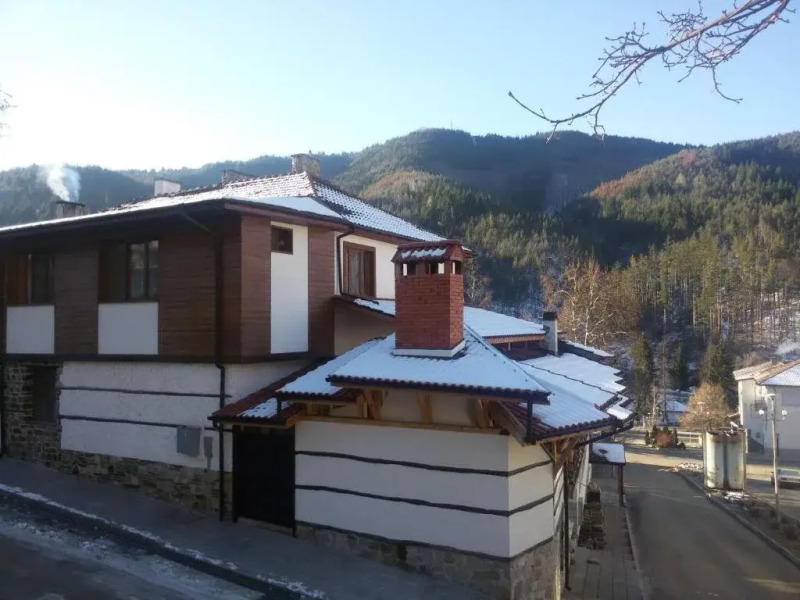 Bio-Magi Banite ApartHotel