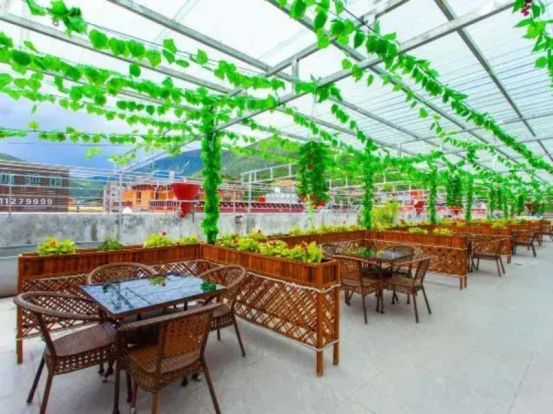 Xiduo Hotel （Ganzi Batang County Government Store）