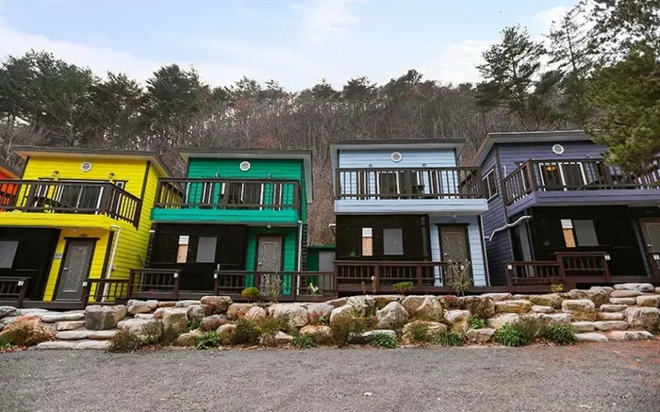 Inje Baekdam Rainbow Pension