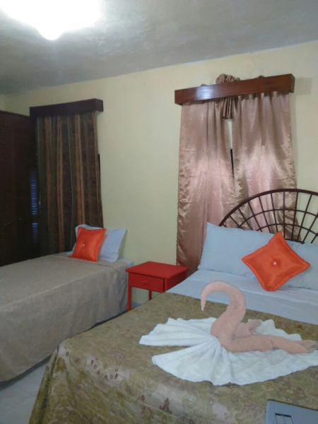 Gusto Tropical Hotel
