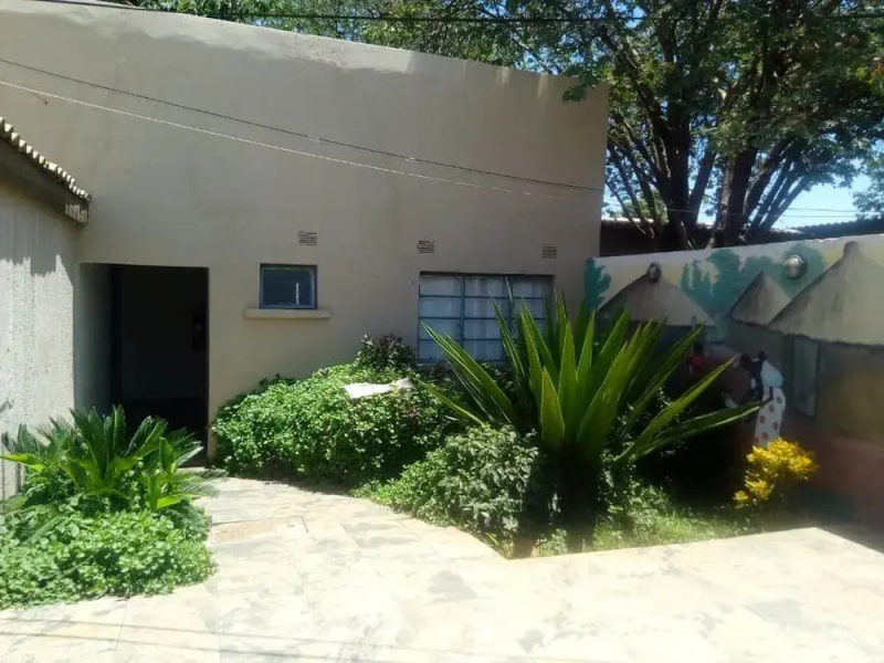 Pakali Lodges