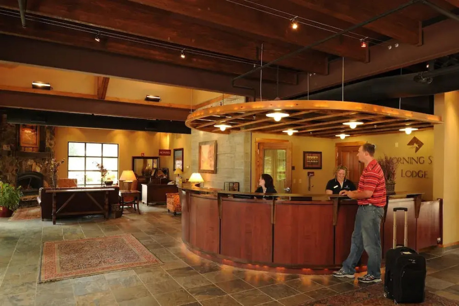 Silver Mountain Resort Lodging - Morning Star Lodge