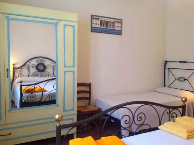 Beautiful private villa for 7 people with WIFI, private pool, TV and parking, close to Montepulc