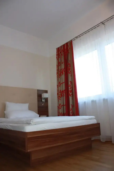 Coffee Fellows Hotel & Longstay