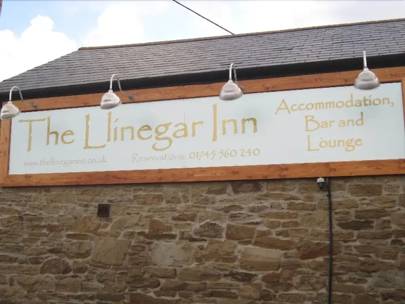 The Llinegar Inn