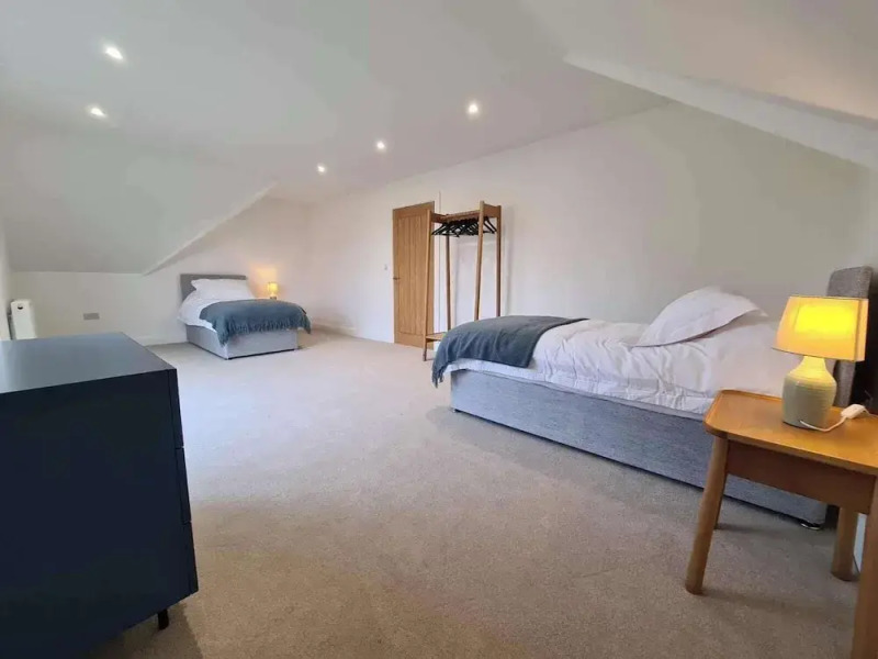 Cosy New 4 bed in Ramsgate Close to Quex Park