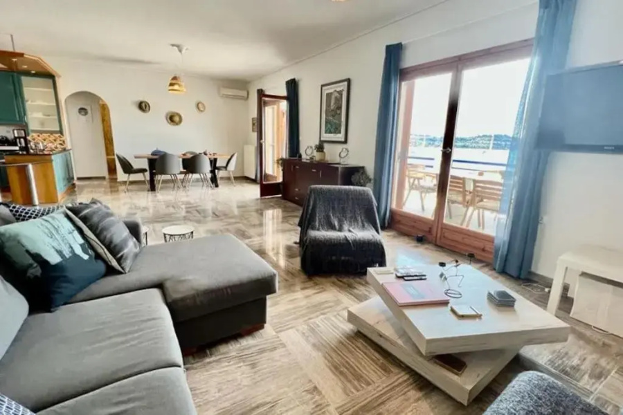Chrysa's Dream - Dreamy Sea View at Spacious 3BR Apt in Porto Cheli