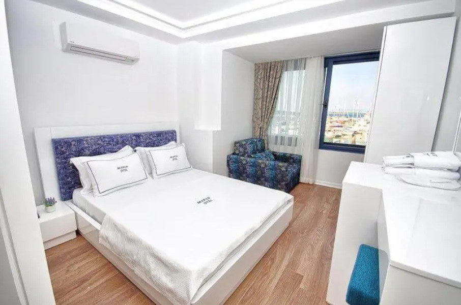 Urla Marln Otel
