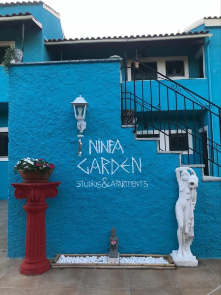 Ninfa Garden - Studios & Apartments