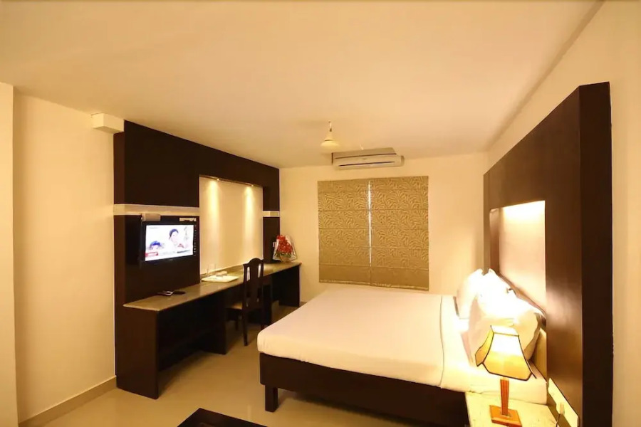 Hotel Crescent Crest Sriperumbudur