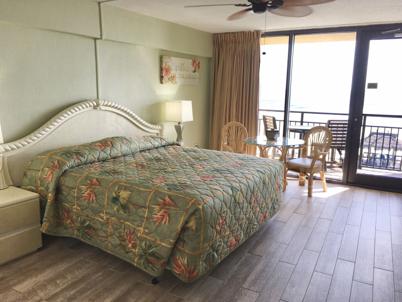 Hawaiian Inn Beach Resort