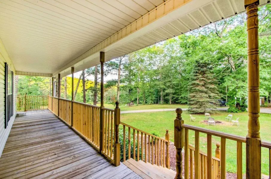 Cedar Mountain House on 12 Acres - Near Trails!