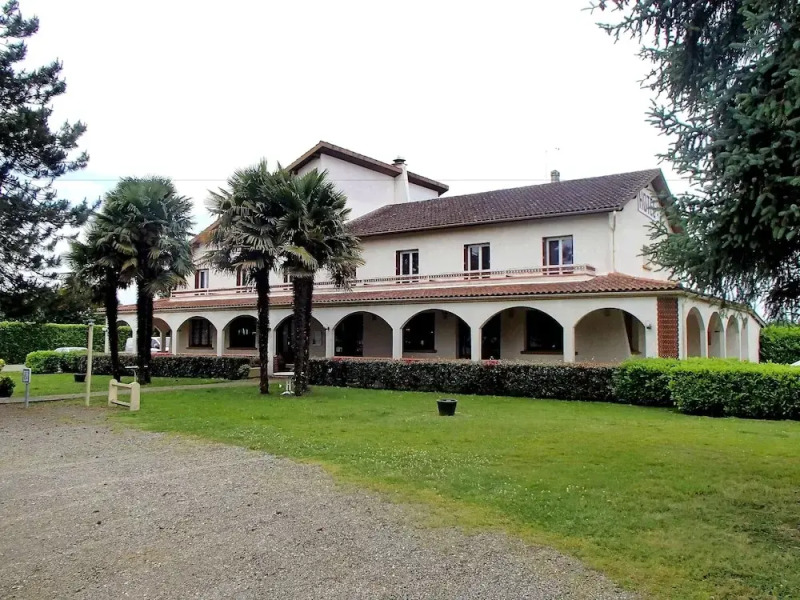 Hôtel le Pont d'Arcole