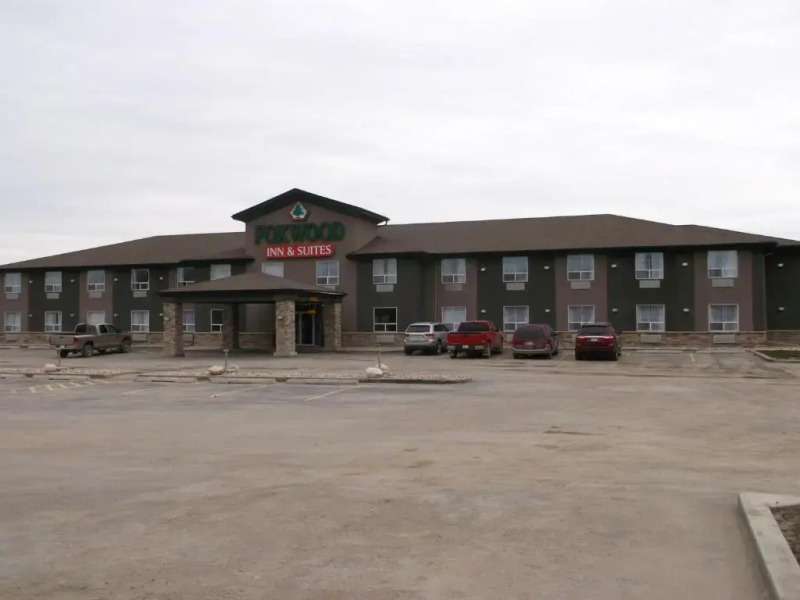 Foxwood Inn & Suites