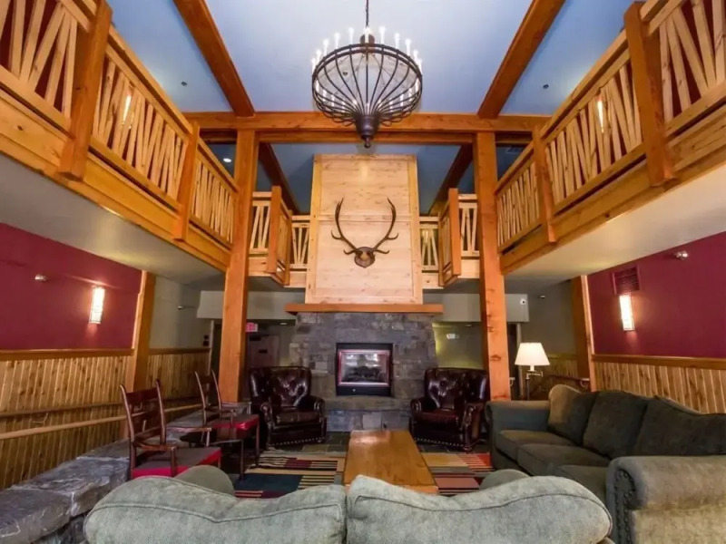 Morning Eagle #301 3 Bedroom Condo