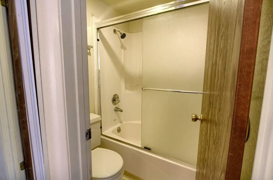 Village Pleasure 3 Bedroom Condo by RedAwning