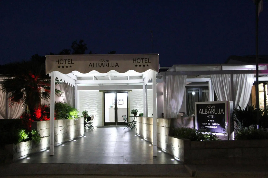 Albaruja Hotel