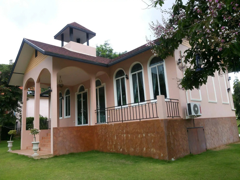 Stamp Hills Resort & Restaurant