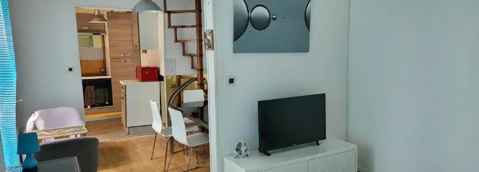 Grande et petite maison sur 360m2 de jardin clos sans vis à vis