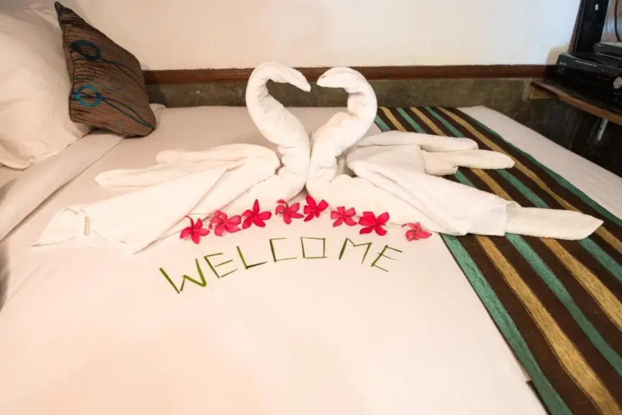 Hobbit's House Homestay