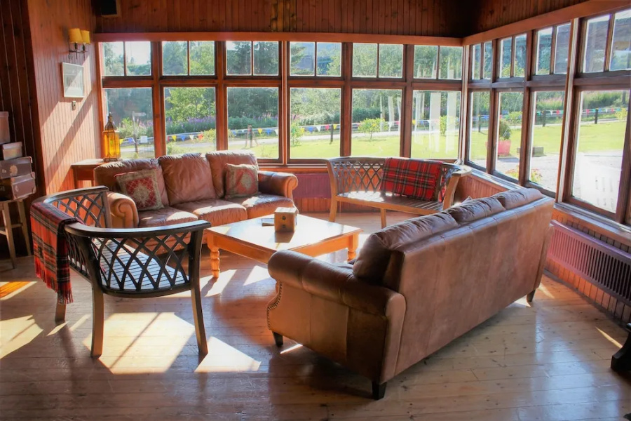 Invershin Hotel Bunkhouse & Bar