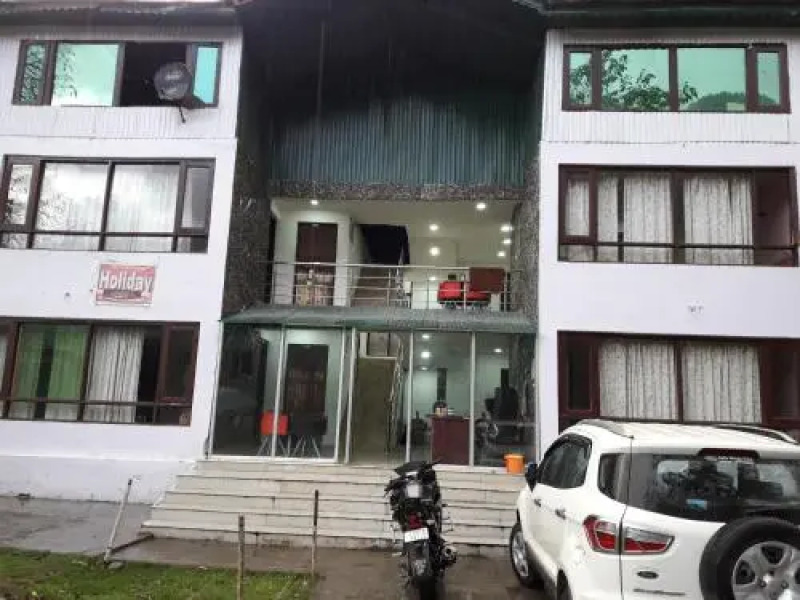 Holiday Inn Guest House