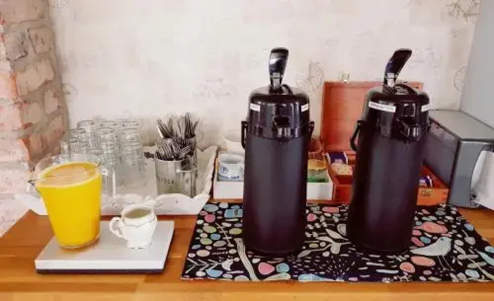 Tåkern Vandrarhem & Café