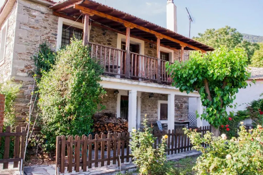 Idomeneas Traditional House