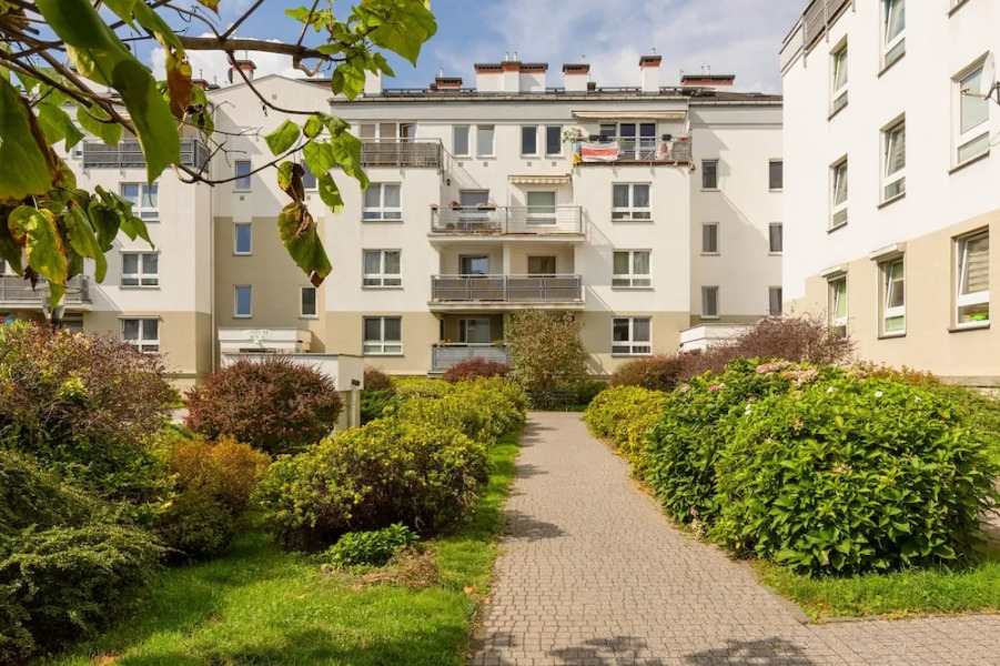 Piaseczno Stylish Apartment by Renters