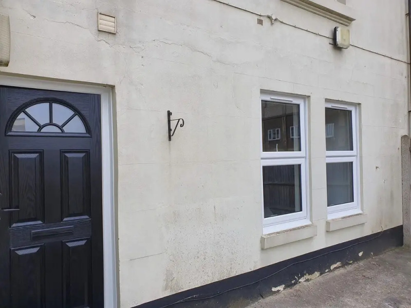 Quiet 2 Bedroom Apartment