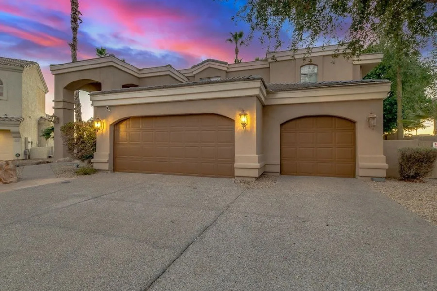 Stunning Waterfront Paradise! Sleeps 16! Heated Pool/Spa and Lots of Fun! by RedAwning