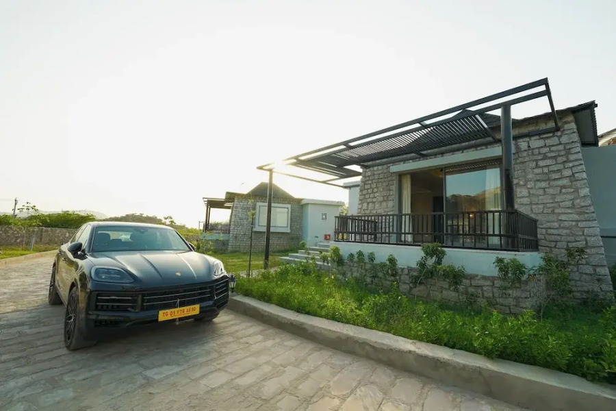 One Earth A Leopard Park Jawai