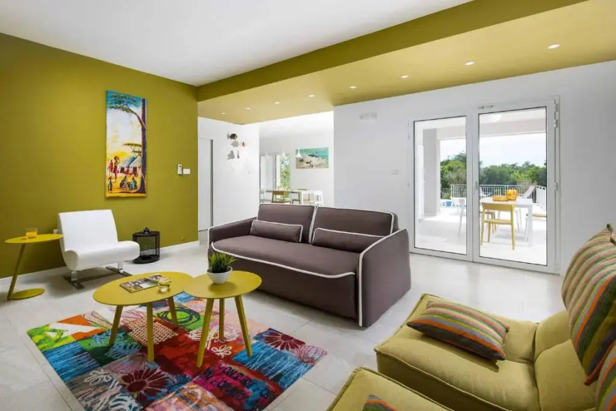 Villa White Pebble II