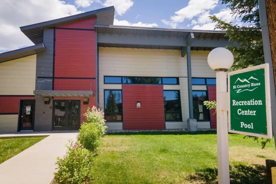 Hi Country Haus Unit 2115 by Stay Winterpark