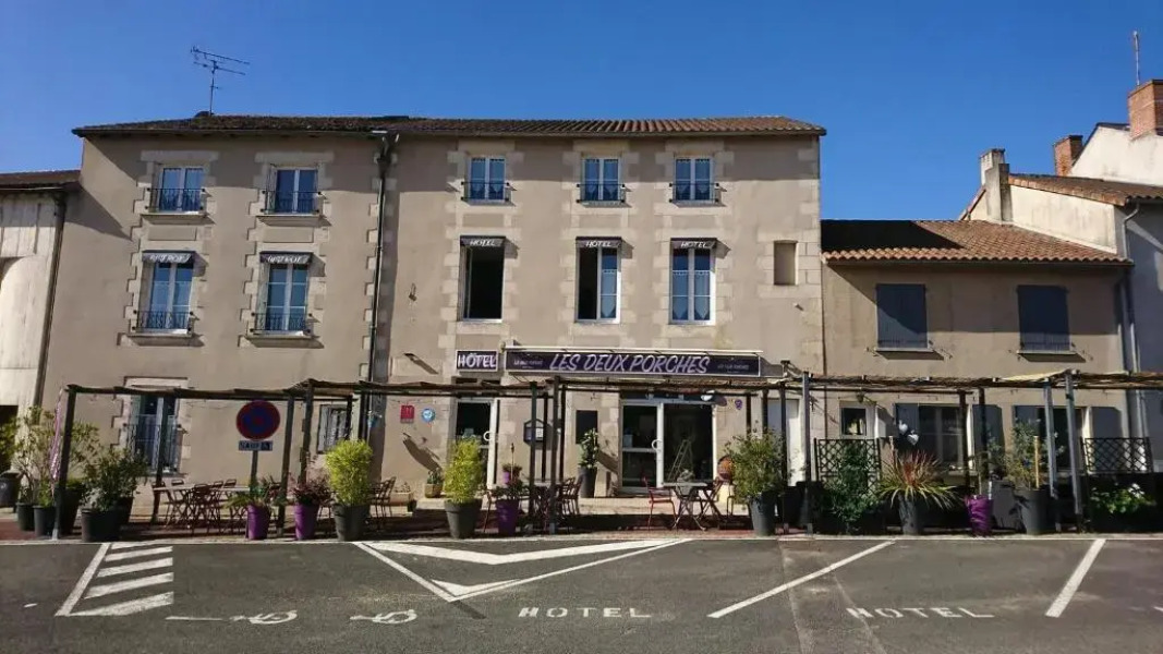 Hotel des deux porches