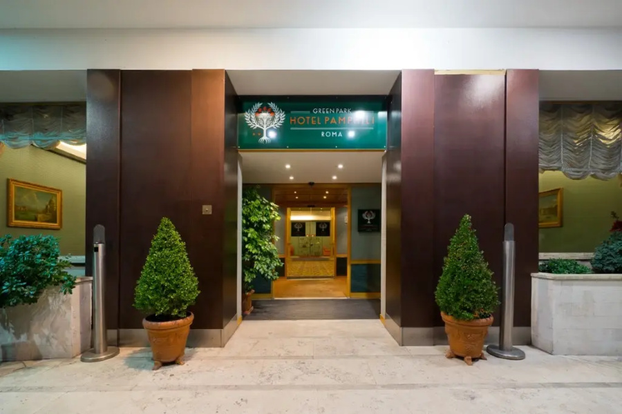 Ele Green Park Hotel Pamphili