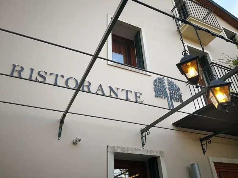 Hotel Ristorante Due Platani