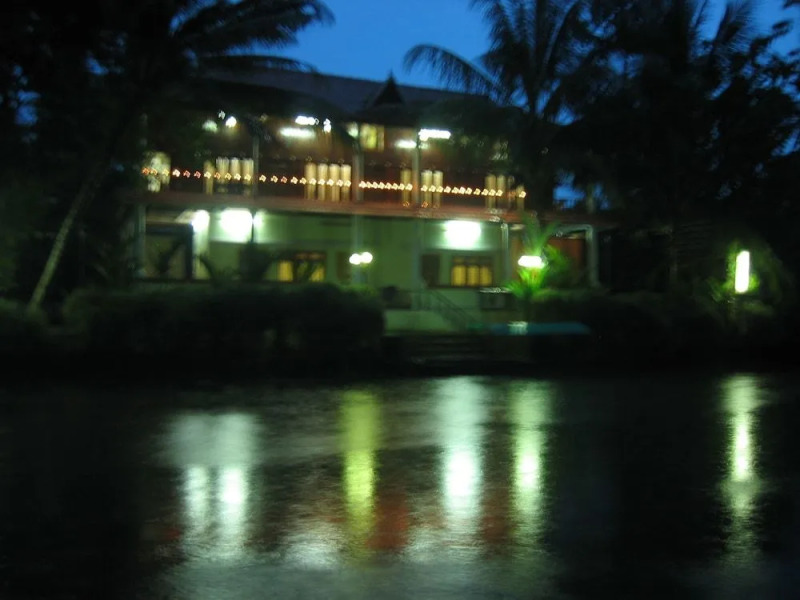 Backwater Retreat - Honeymoon House